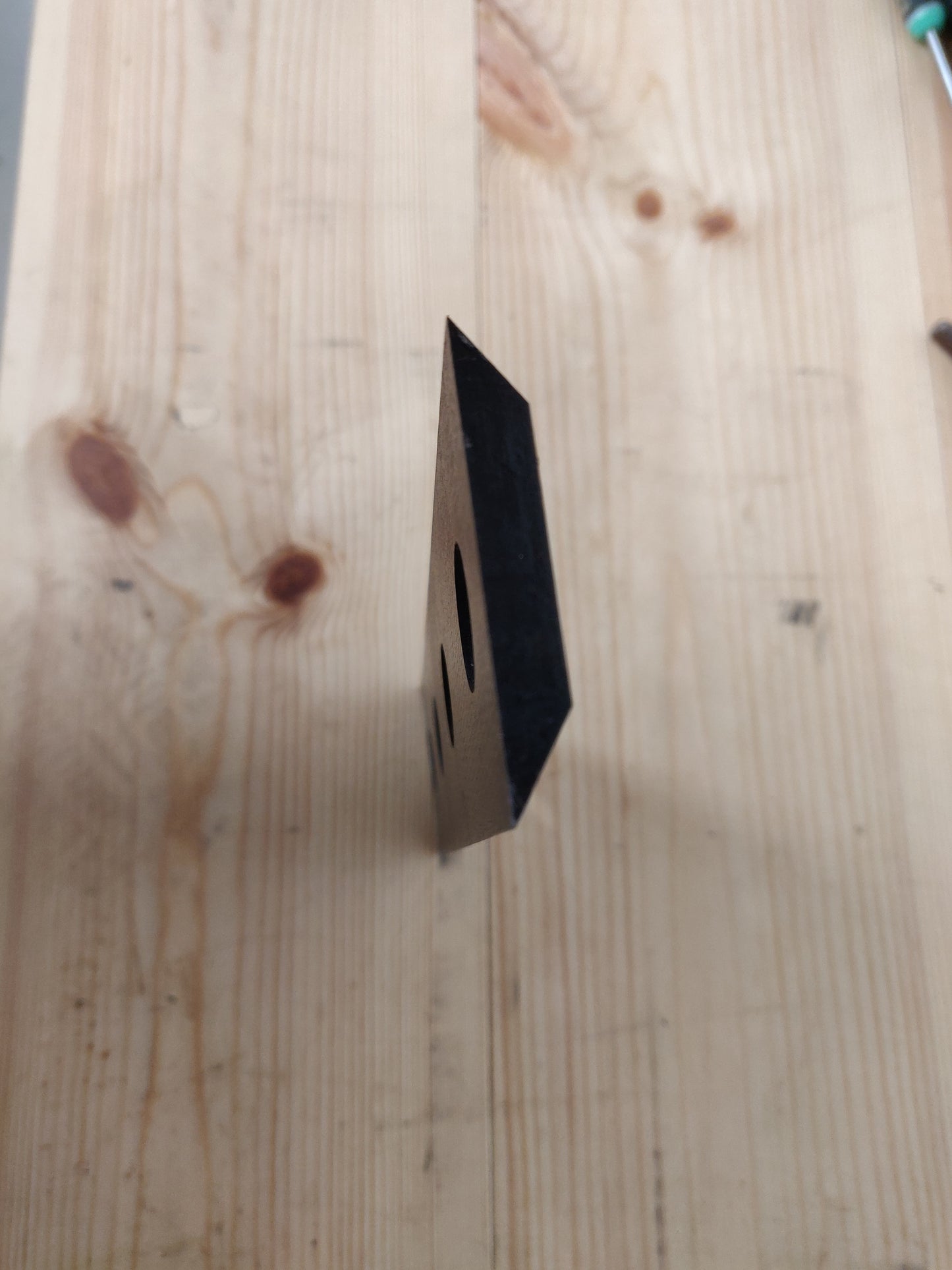 PILLEFLISHUGGER - KNIV